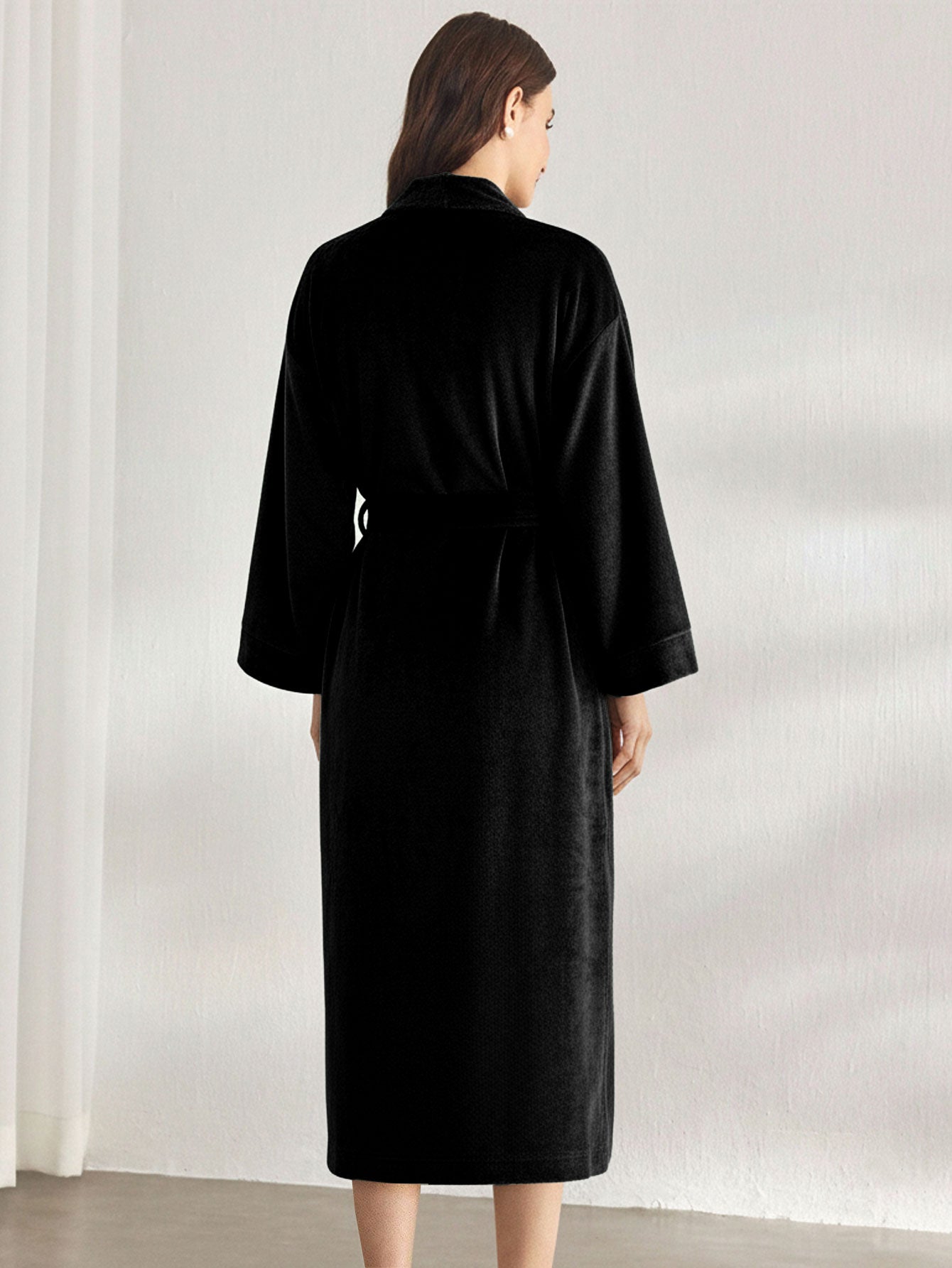 Premium Women's Plush Long Bathrobe - Soft Warm Fleece Robe with Shawl Collar for Spa & Home