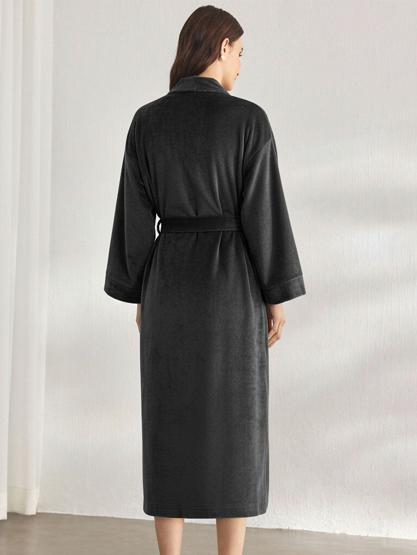 Premium Women's Plush Long Bathrobe - Soft Warm Fleece Robe with Shawl Collar for Spa & Home