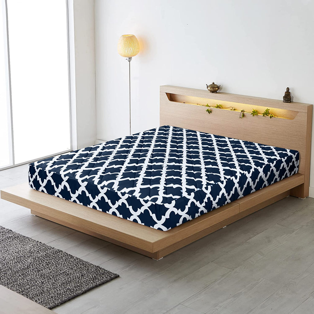 Plush Quilted Mattress Pad with Soft Fibrefill Elastic Fitted Mattress Topper Protector and Cover with Deep Pocket Stretches up to 16 Inches Fast Forward