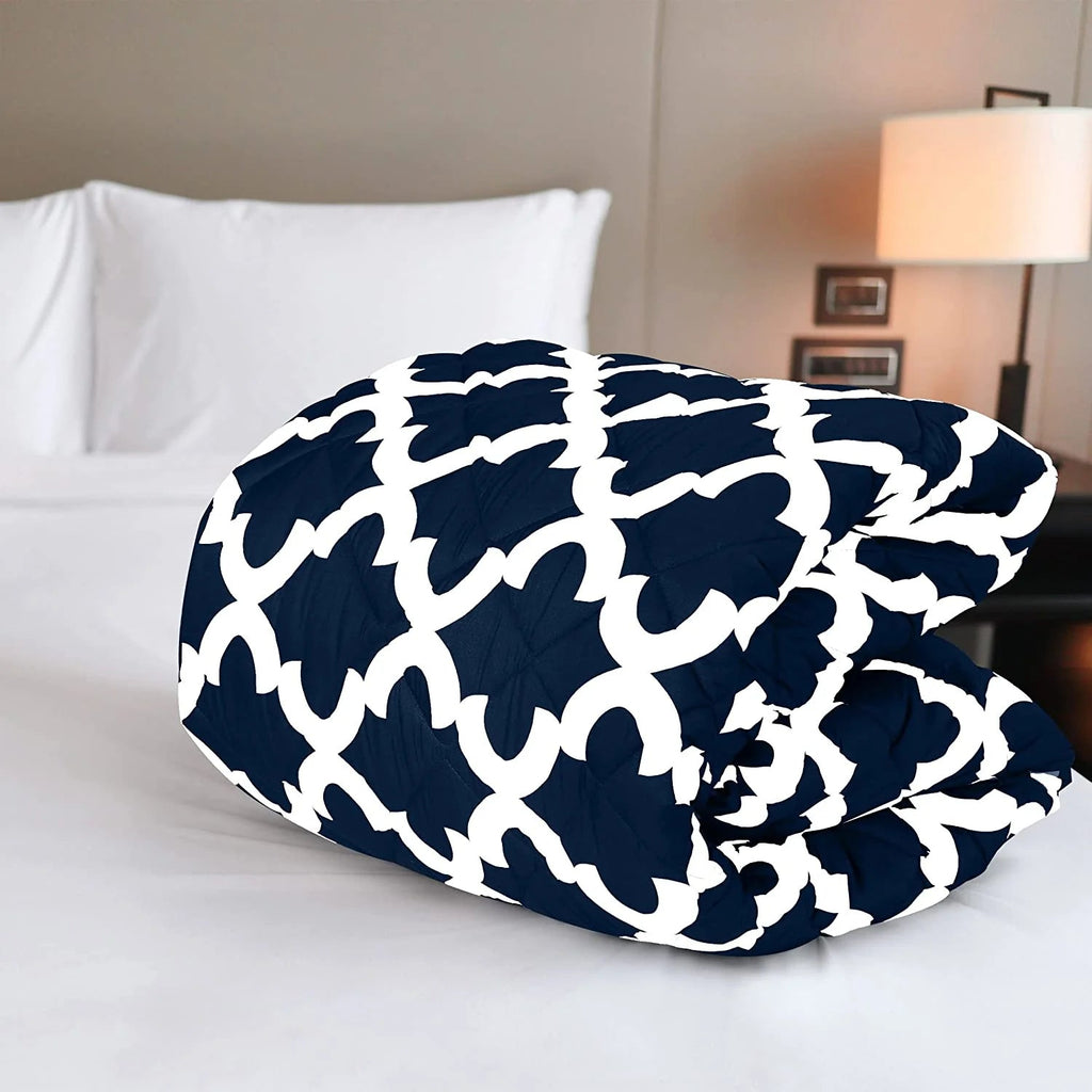 Plush Quilted Mattress Pad with Soft Fibrefill Elastic Fitted Mattress Topper Protector and Cover with Deep Pocket Stretches up to 16 Inches Fast Forward