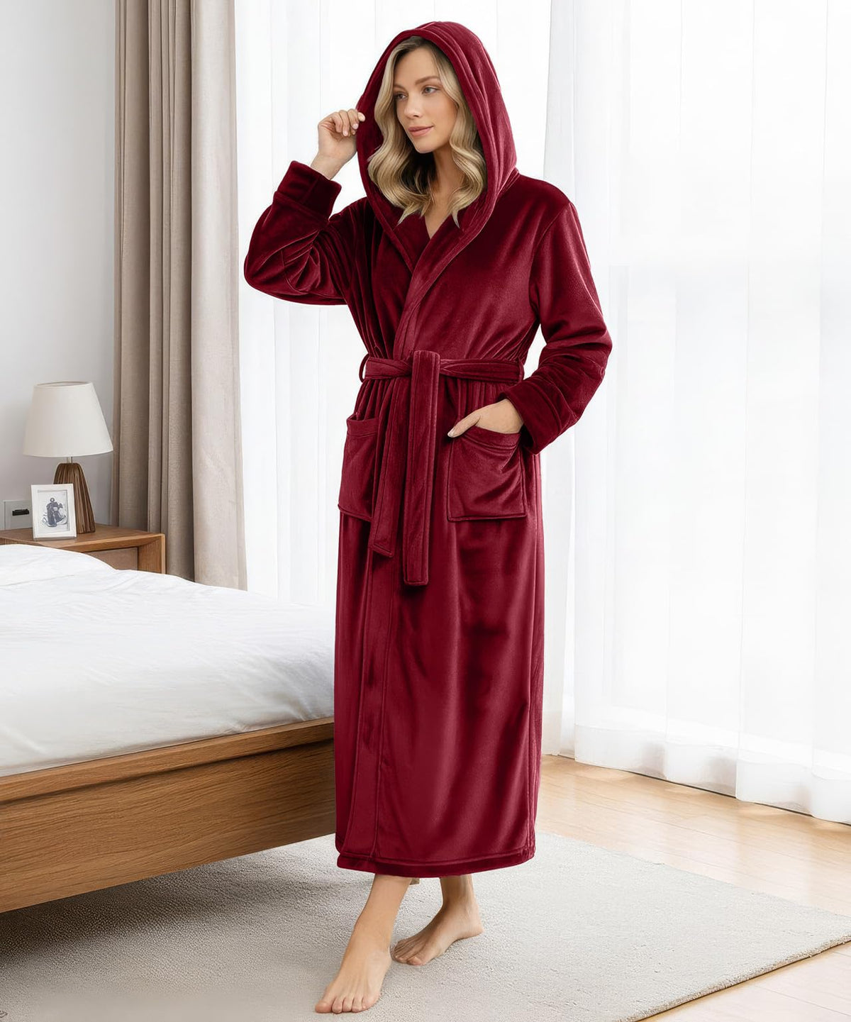 Women’s Fleece Hooded Bathrobe, Super Soft Plush Dressing Gown & Cozy Loungewear for Home, Spa & Winter Comfort